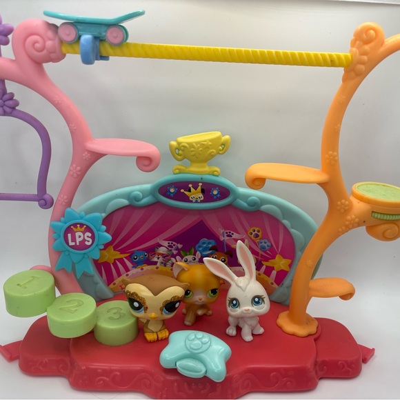Littlest Pet Shop Circus Playset 🎪 w 3 Pets (Owl, Cat & Bunny - Picture 4 of 7